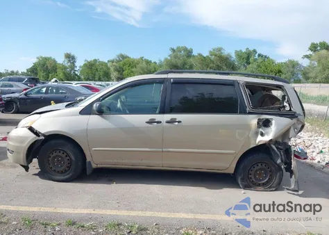 2006 Toyota Sienna Ce 7 Passenger/Ce 8 Passenger z USA, uszkodzony, nr VIN 5TDZA29C56S506474
